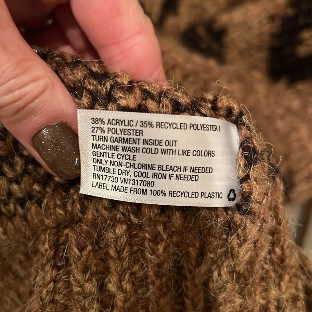 Universal Thread Chunky Oversized Leopard Print S… - image 5